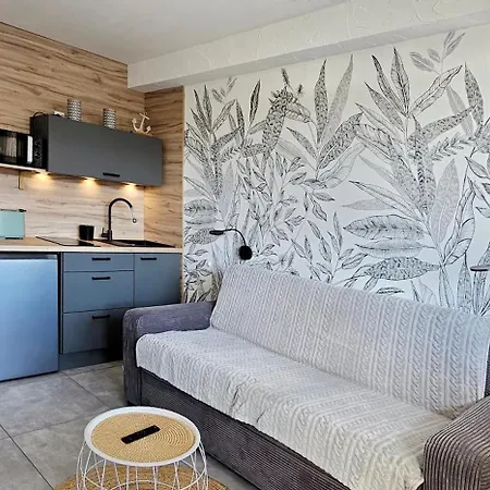 Holiday Home Slavia New 605 Przy Plazy Z Balkonem I Widokiem Na Morze Miedzyzdroje Exterior photo