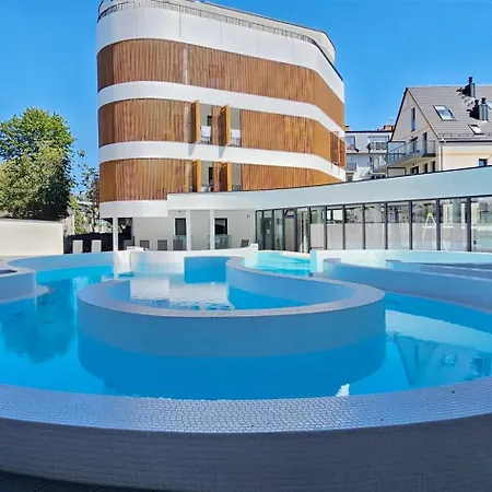 Holiday Home Baltic Waves A422 Z Osobna Sypialnia I Balkonem, Gratis Basen, Sauna, Gym Miedzyzdroje Exterior photo